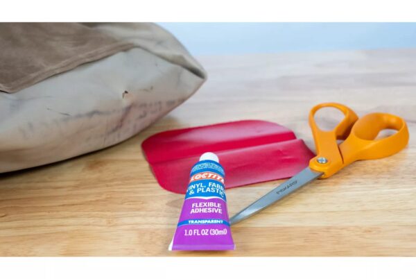 Loctite Loctite-1360694 Vinyl Fabric & Plastic Repair Flexible Adhesive, 1 oz, 1 Squeeze T - Image 6