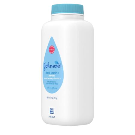 Johnson's Baby Naturally Derived Cornstarch Baby Powder with Aloe and Vitamin E for Delica - Image 2
