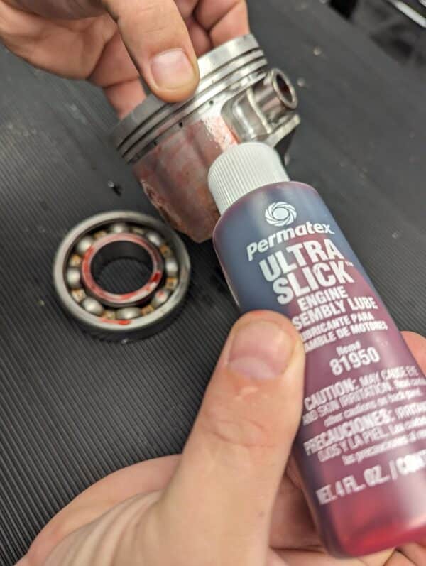 Permatex 81950 Ultra Slick Engine Assembly Lube, 4 oz. , Red - Image 3