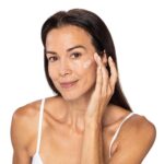 Neutrogena Ageless Intensives Anti-Wrinkle Retinol Cream, Daily Wrinkle Moisturizer with S - Image 6