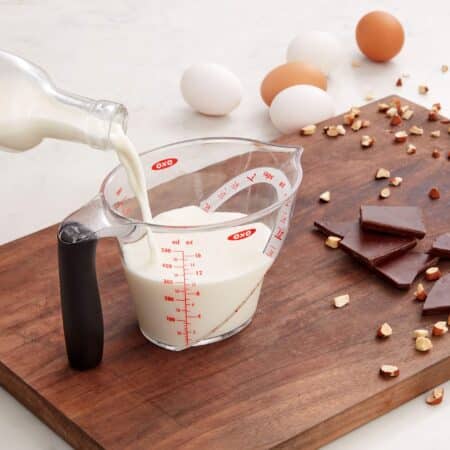 OXO Good Grips 2-Cup Angled Measuring Cup - Image 9