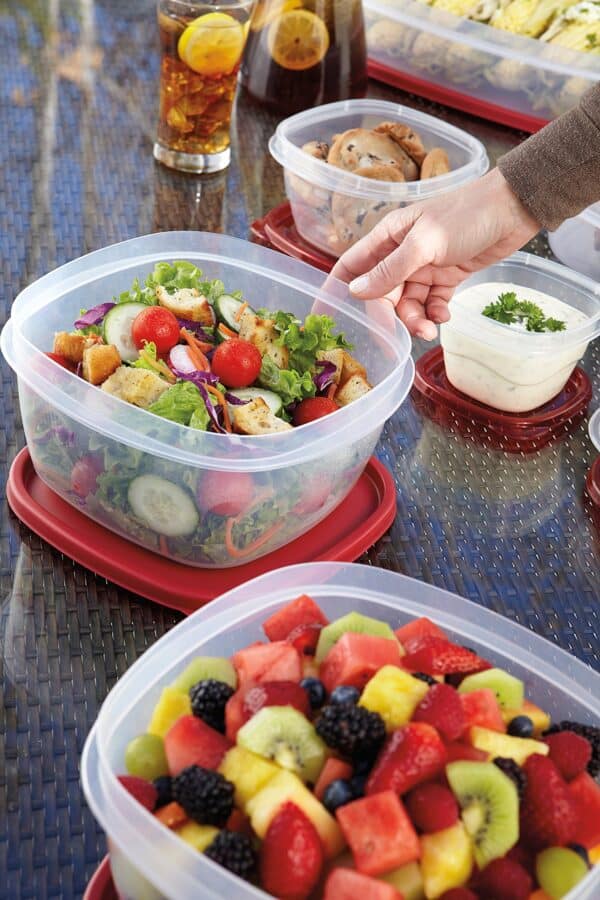 Rubbermaid Easy Find Lids Food Storage Container, 3 Cup, Racer Red - Image 3