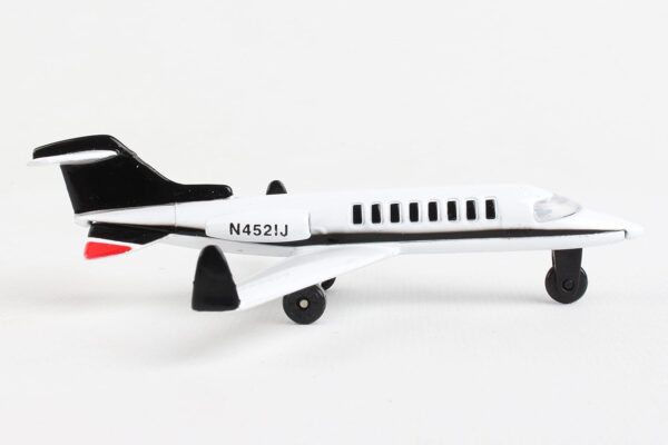 Daron Worldwide Trading Runway24 Private Jet Vehicle Medium - Image 4