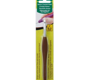 Clover Amour Crochet Hook: 6.0mm, 6.00mm, Brown