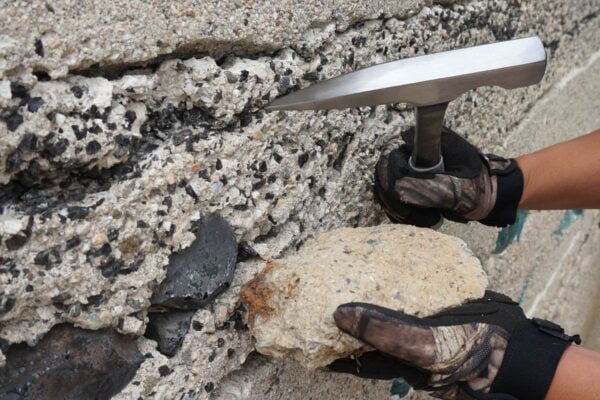 SE 22-OZ Rock Pick Tip, 11-inch Steel Geologist Masonry Single Piece Drop Forged Hammer, 2 - Image 4