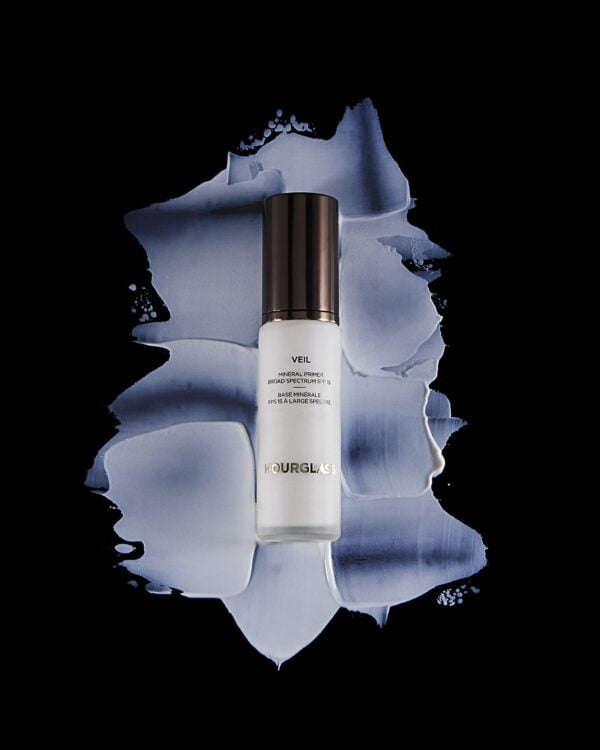 Hourglass Veil Mineral Primer. All Day Oil-Free Makeup Primer with SPF 15. Vegan and Cruel - Image 3