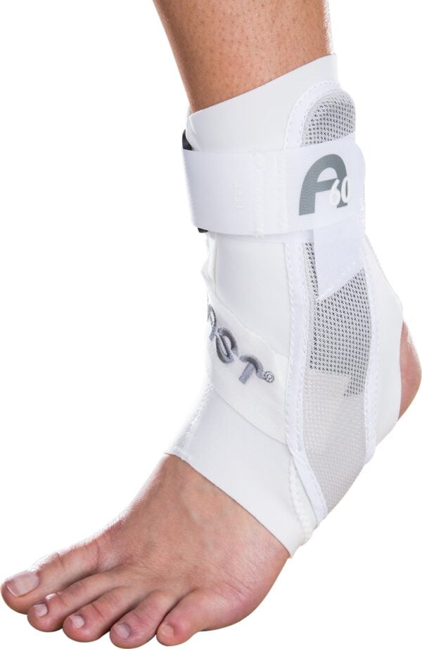 Aircast A60 Ankle Support Brace, Left Foot, White, Medium (Shoe Size: Men's 7.5-11.5 / Wom