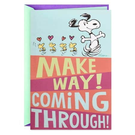 Hallmark Pop Up Peanuts Mothers Day Card or Birthday Card for Mom (Snoopy, Hugs and Kisses