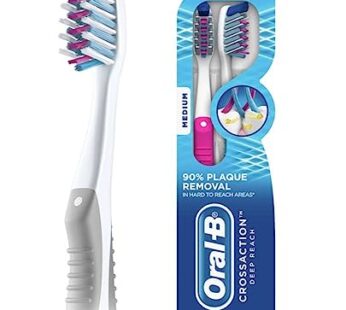 Oral-B Battery Powered CrossAction Deep Reach Manual Toothbrush, Medium, 2 count (Color Ma