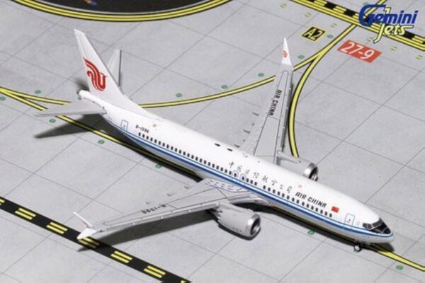 Gemini Jets Air China Boeing 737 MAX 8 1:400 Scale Model Die-Cast Part#GJCCA1706 - Image 2
