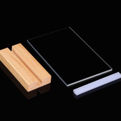 Maitys 10 Pack Acrylic Sign Holder 4 x 6.5 in Clear Double Sided Table Sign with Wooden Ba - Image 3