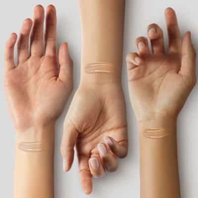 Revlon Liquid Foundation, Age Defying 3XFace Makeup, Anti-Aging and Firming Formula, SPF 30, Longwear Medium Buildable Coverage with Natural Finish, 010 Bare Buff, 1 Fl Oz - Image 4
