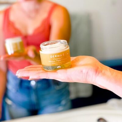 DERMA-E Vitamin C Intense Night Cream ? Brightening and Hydrating Facial Skin Renewing Cream ? Anti-Aging Overnight Facial Moisturizer, 2 oz - Image 5