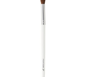 e.l.f. Blending Eye Brush, Softens Dramatic Edges & Fine Lines, For Eyeshadow, Eyeliner & Concealer (Pack of 1)