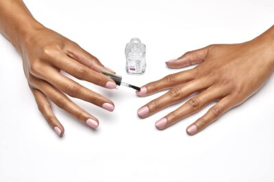 essie Nail Care, 8-Free Vegan, Speed Setter Top Coat, quick-dry nail polish, 0.46 fl oz - Image 2