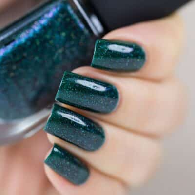 ILNP Fir Coat - Sultry Emerald Green Holographic Nail Polish - Image 8