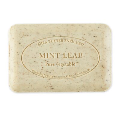 Pre de Provence Artisanal Soap Bar, Enriched with Organic Shea Butter, Natural French Skincare, Quad Milled for Rich Smooth Lather, Mint Leaf, 8.8 Ounce - Image 2