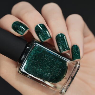 ILNP Fir Coat - Sultry Emerald Green Holographic Nail Polish - Image 2