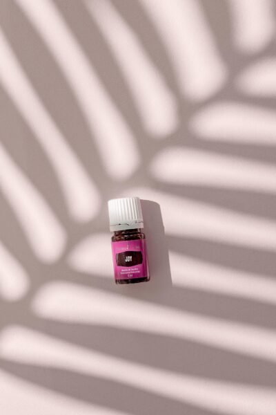 Young Living Joy Essential Oil - 5ml Bottle for Aromatherapy - Combination of Floral and Citrus Essential Oils, Ylang Ylang, Geranium, Jasmine, Palmarosa, Rose, Bergamot, Lemon, and Tangerine Oils - Image 5