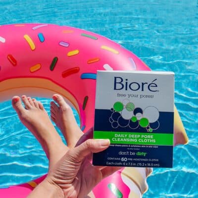 Bior? Daily Make Up Removing Cloths, Facial Cleansing Wipes with Dirt-grabbing Fibers for Deep Pore Cleansing without Oily Residue, 60 Count - Image 3