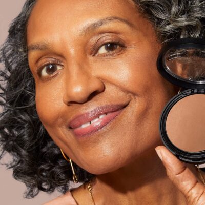 LAURA GELLER NEW YORK Baked Double Take Powder Foundation - Deep - Buildable Medium to Full Coverage - Matte Finish - Image 4