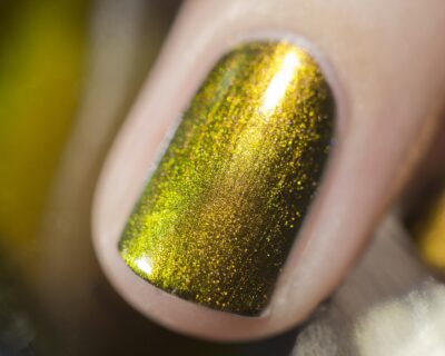 ILNP Highline - Pale Gold, Pinkish Bronze, Light Green Ultra Chrome Color Shifting Nail Polish - Image 5