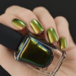 ILNP Highline - Pale Gold, Pinkish Bronze, Light Green Ultra Chrome Color Shifting Nail Polish - Image 3