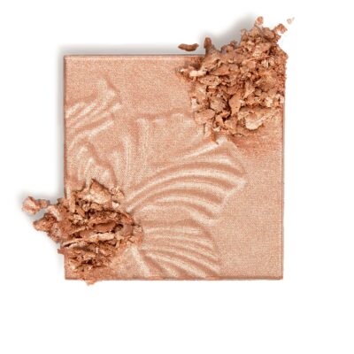 wet n wild MegaGlo Highlighting Powder, Highlighter Makeup, Shimmer Glow, Natural Pink Precious Petals - Image 3