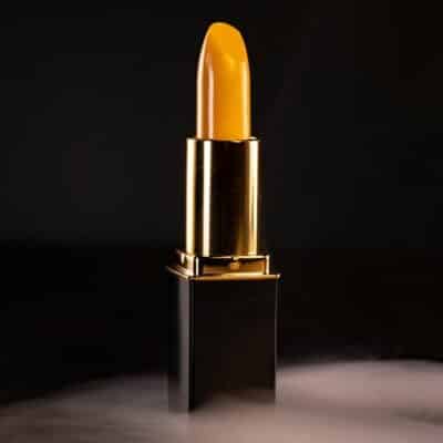 L'Paige LYW - YELLOW CHANGEABLE Lipstick, Aloe Vera Based, Long-lasting, Moisturizing - Image 3