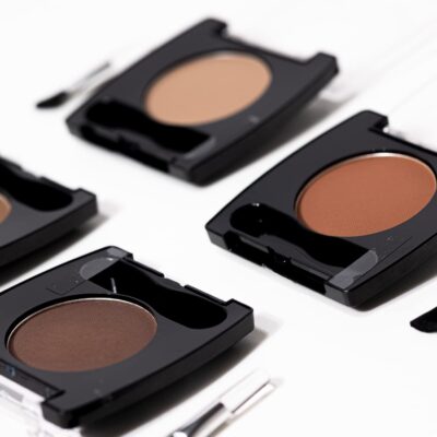 Palladio Brow Powder for Eyebrows, Soft and Natural Eyebrow Powder with Jojoba Oil & Shea Butter, Helps Enhance & Define Brows, Compact Size for Purse or Travel, Includes Applicator Brush, Dark Brown - Image 3