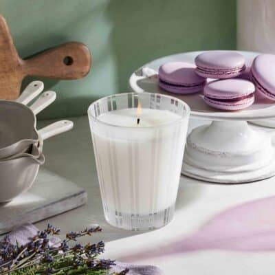 NEST Fragrances Cedar Leaf & Lavender Scented Classic Candle - Image 4