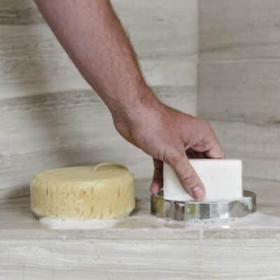 Ivory Bar Soap Aloe Scent, 3.17 Ounce (Pack of 10) - Image 6