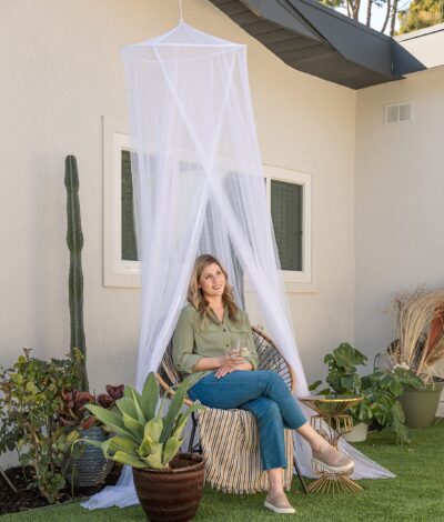 EVEN NATURALS King Size Mosquito Net for Bed - Ultra-Large Mosquito Netting for Bed, Easy Installation, Machine Washable, Luxurious Fine Mesh 300 Holes/inch? - Ideal for Home and Travel - 87"x22"x335" - Image 5